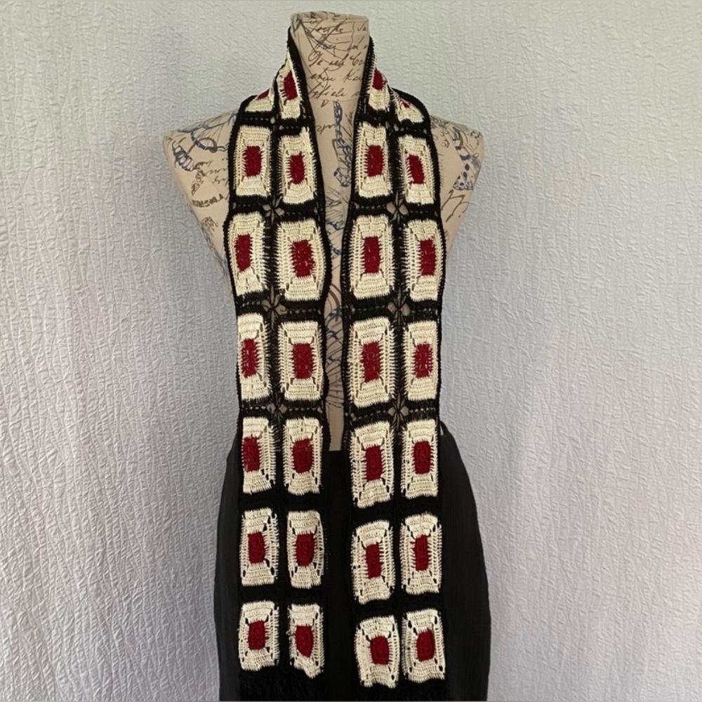 Geometric Crocheted Scarf